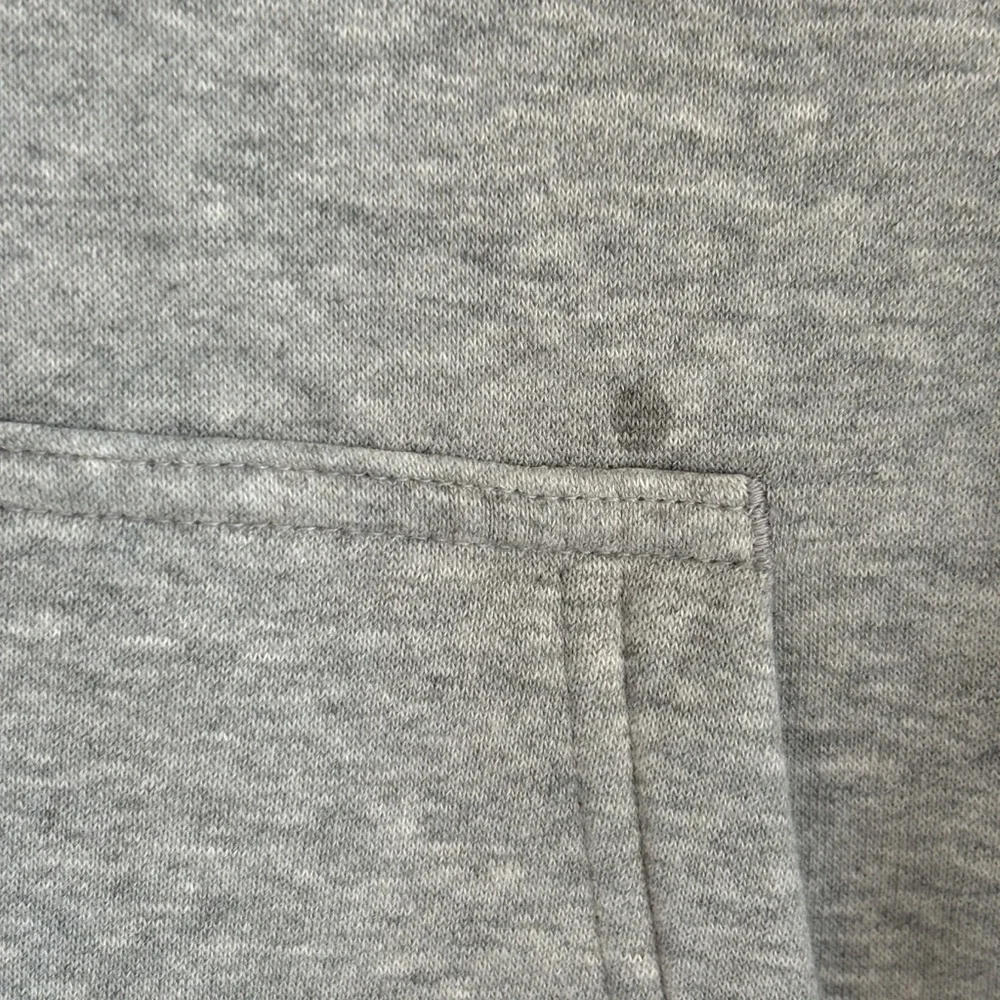 Nike St. Thomas MN St. Paul Sweatshirt Gray Size Large **Flaw - Picture 3 of 6